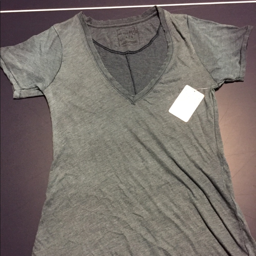 Free People v-neck t-shirt size L